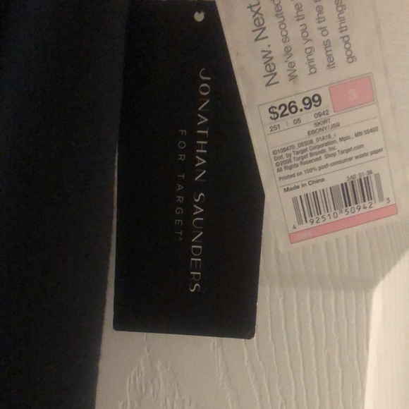 Guess (M) bodysuit/ Jonathan Saunders for Target (S) Midi Skirt - Picture 6 of 7